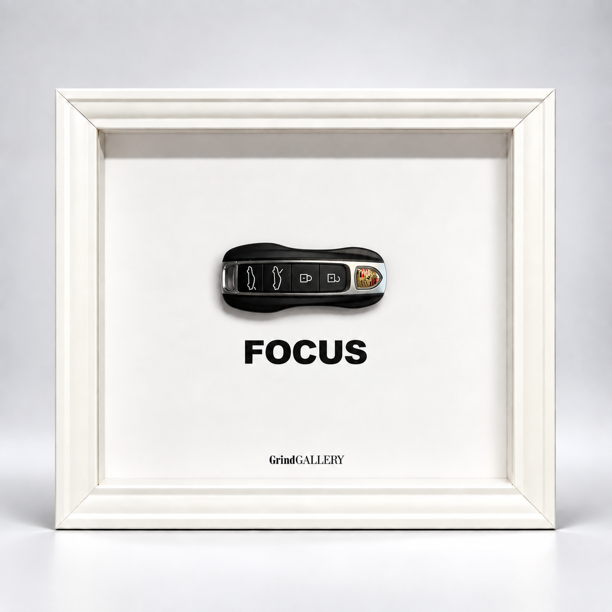 FOCUS (mirror letters)